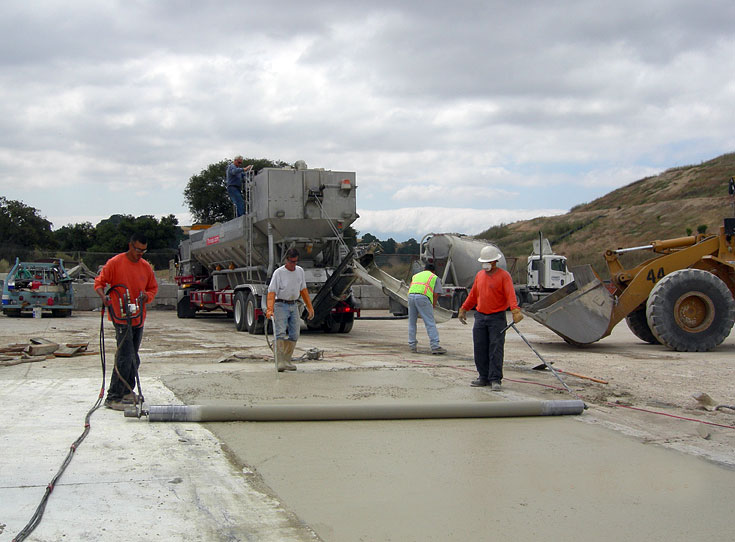 Rapid Set concrete with very hard concrete aggregates were used on the Santa Barbara Recycling and Transfer Station without losing a day